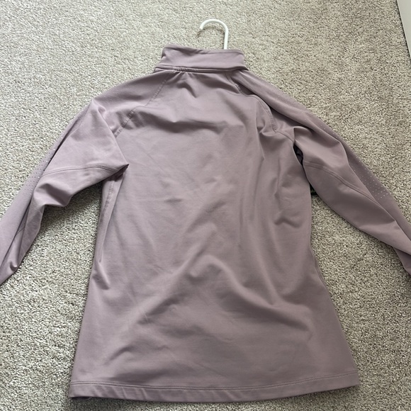 Women’s Nike Half Zip in a light purple. - Picture 2 of 2